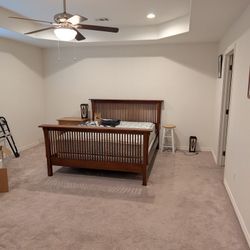 Craftsman Style Quarter Saw Red Oak Queen Bed Frame 