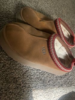 UGG Tasman chestnut/tan women’s size 9