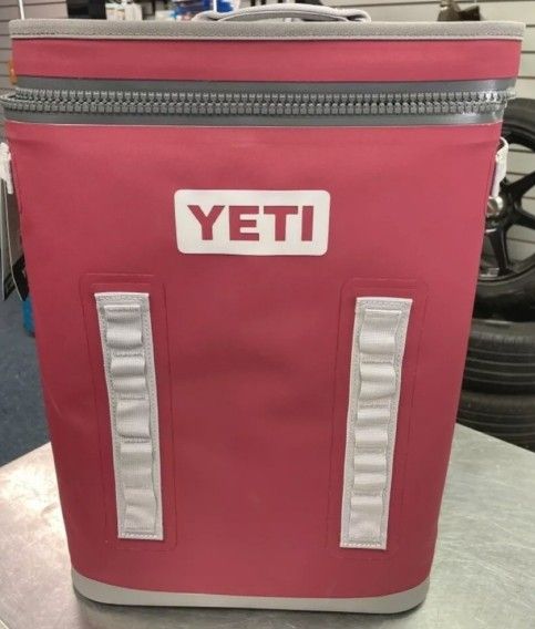 Yeti BACKPACK