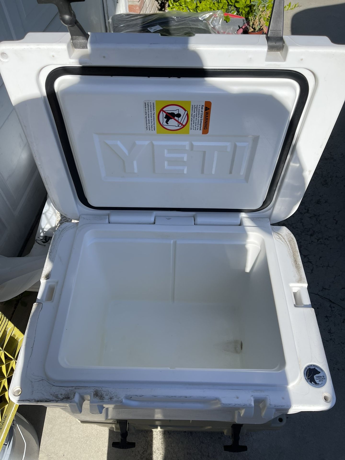 White Yeti Cooler