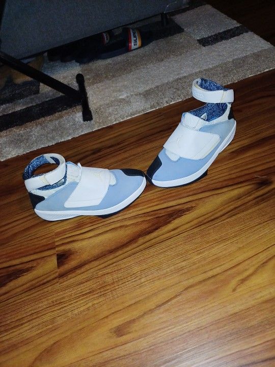Jordan 20 Size 9.5 Clean