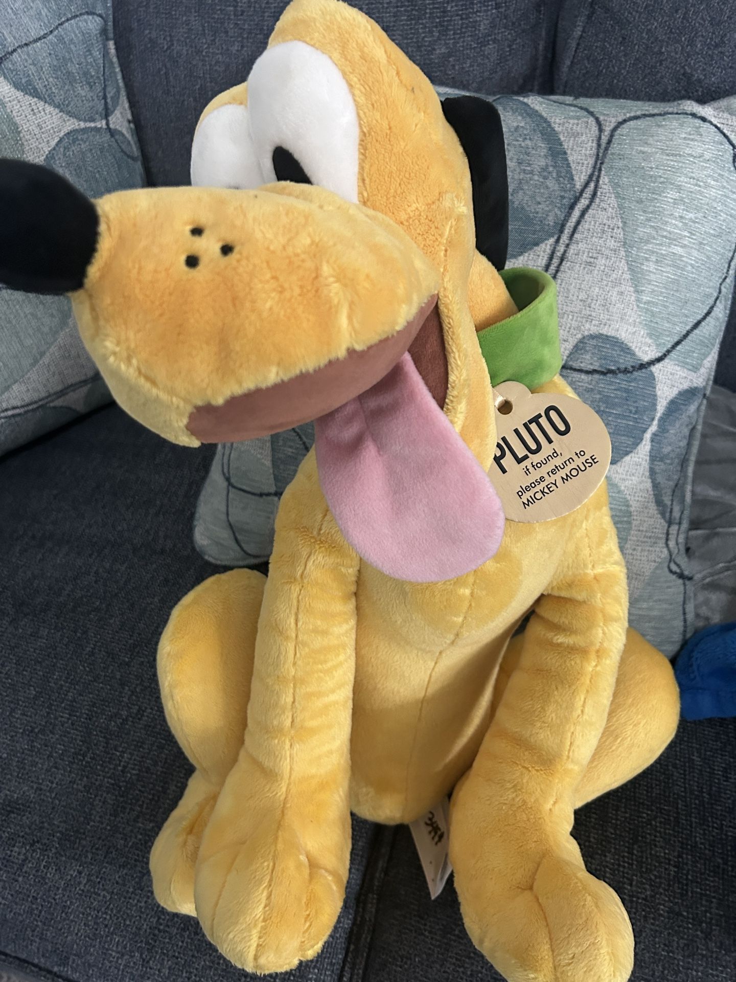 Disneys Pluto Plushy