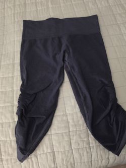 Lululemon size 6