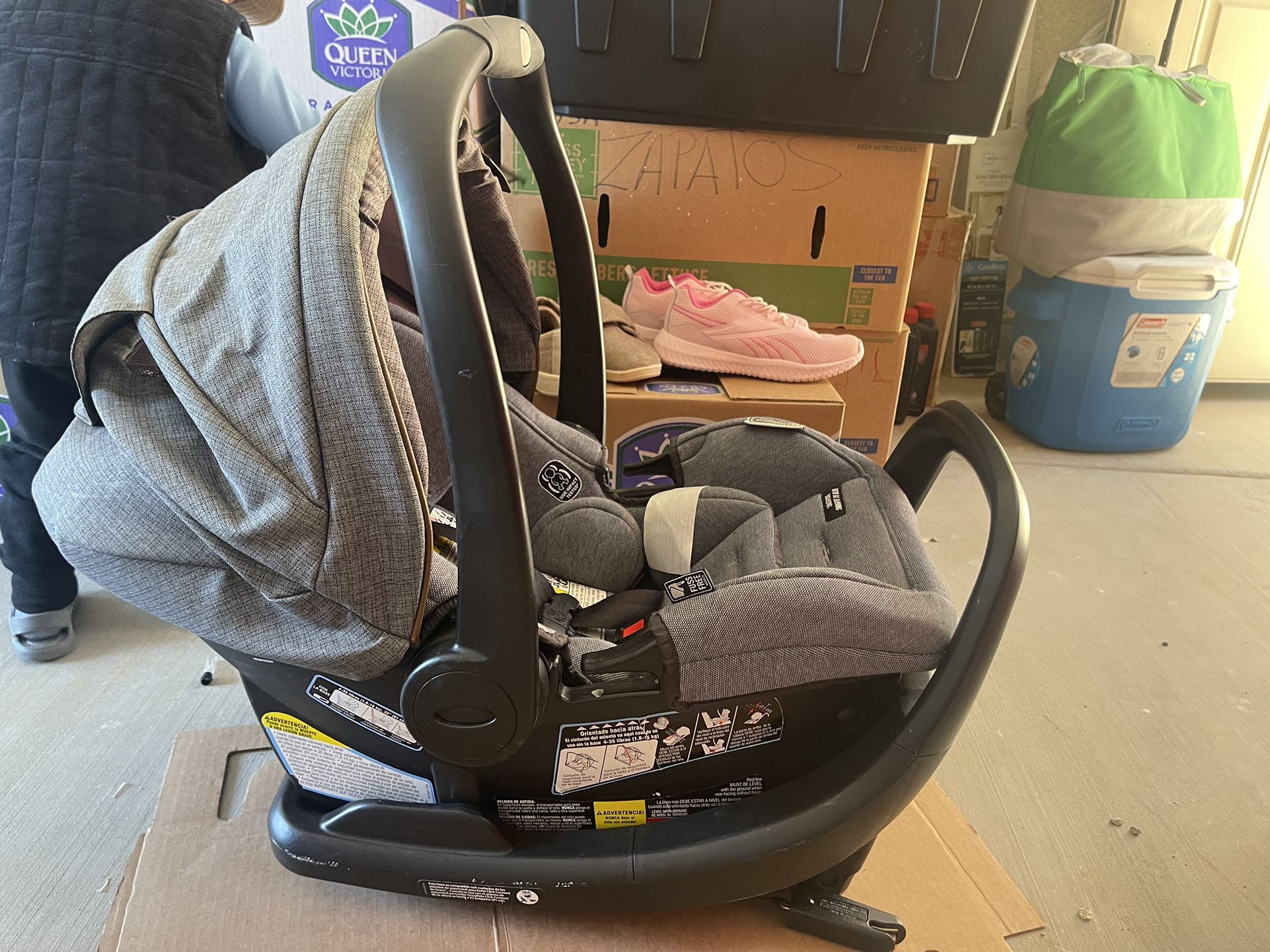 Graco Infant Car Seat & Base