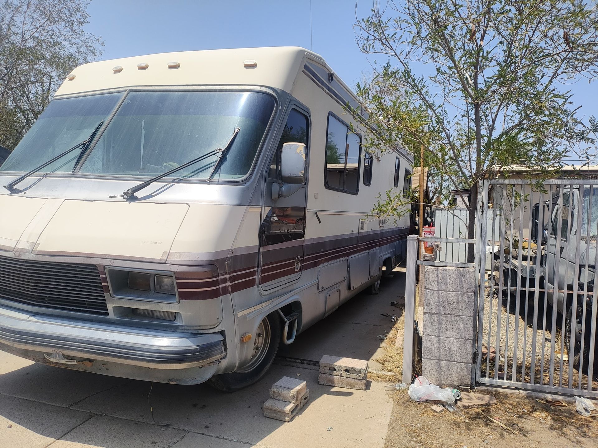 Se Vende Asi Como Esta Año 1987