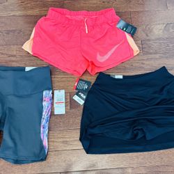 Women Active Wear - shorts small