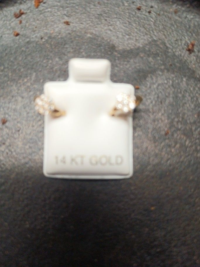 14 Karat Diamond Earrings