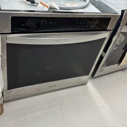 30 in. Single Electric Thermal Wall Oven with Self-Cleaning in Stainless Steel