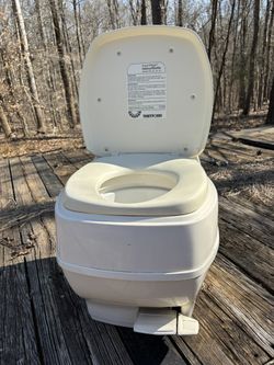RV Toilet