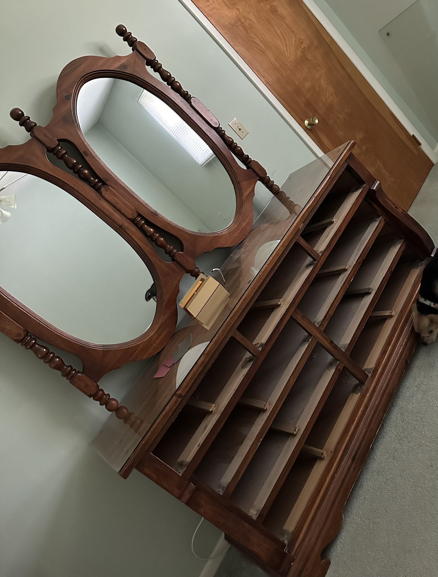 Dresser