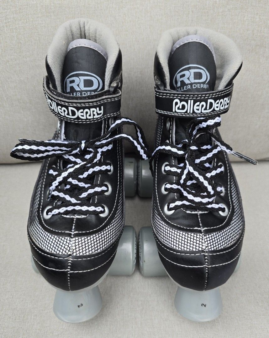 Roller Derby Youth Rollerskates Size 2
