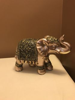 Resin small elephant $10