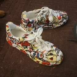 Graffiti Shoes Love