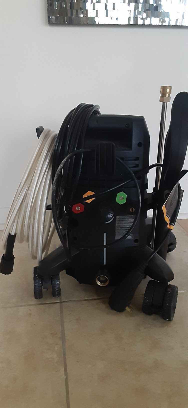 Pressure Washer 2050 Psi