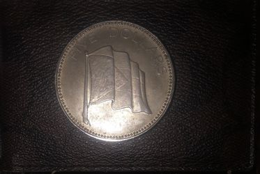 1974 Bahamas $5 Dollar SILVER COIN 