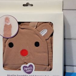 Unisex Reindeer Xmas Swaddle Sets 
$6 each (Two Available)