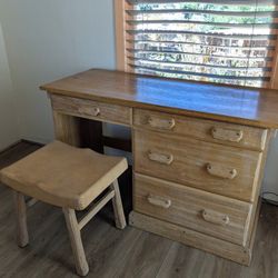 Mid Century Modern Ranch Oak Desk With Leather Stool 