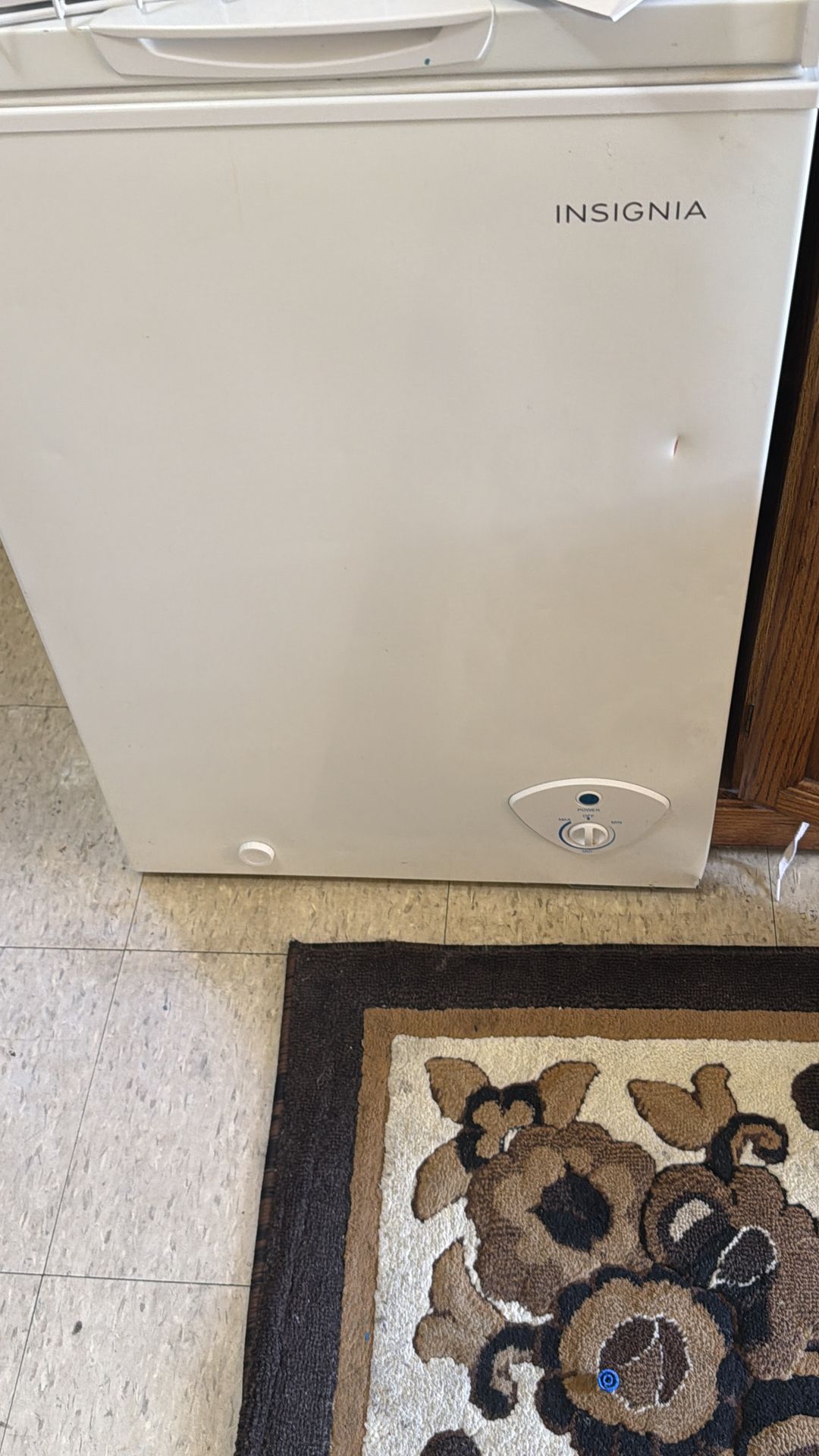 Insignia Deep freezer