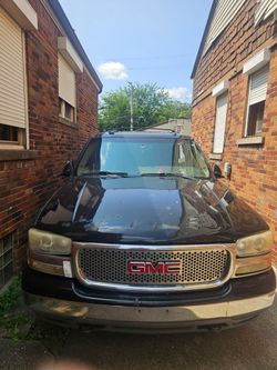 2003 GMC Yukon | Runs & Drives Great | Clean Title | $3,800 OBO
