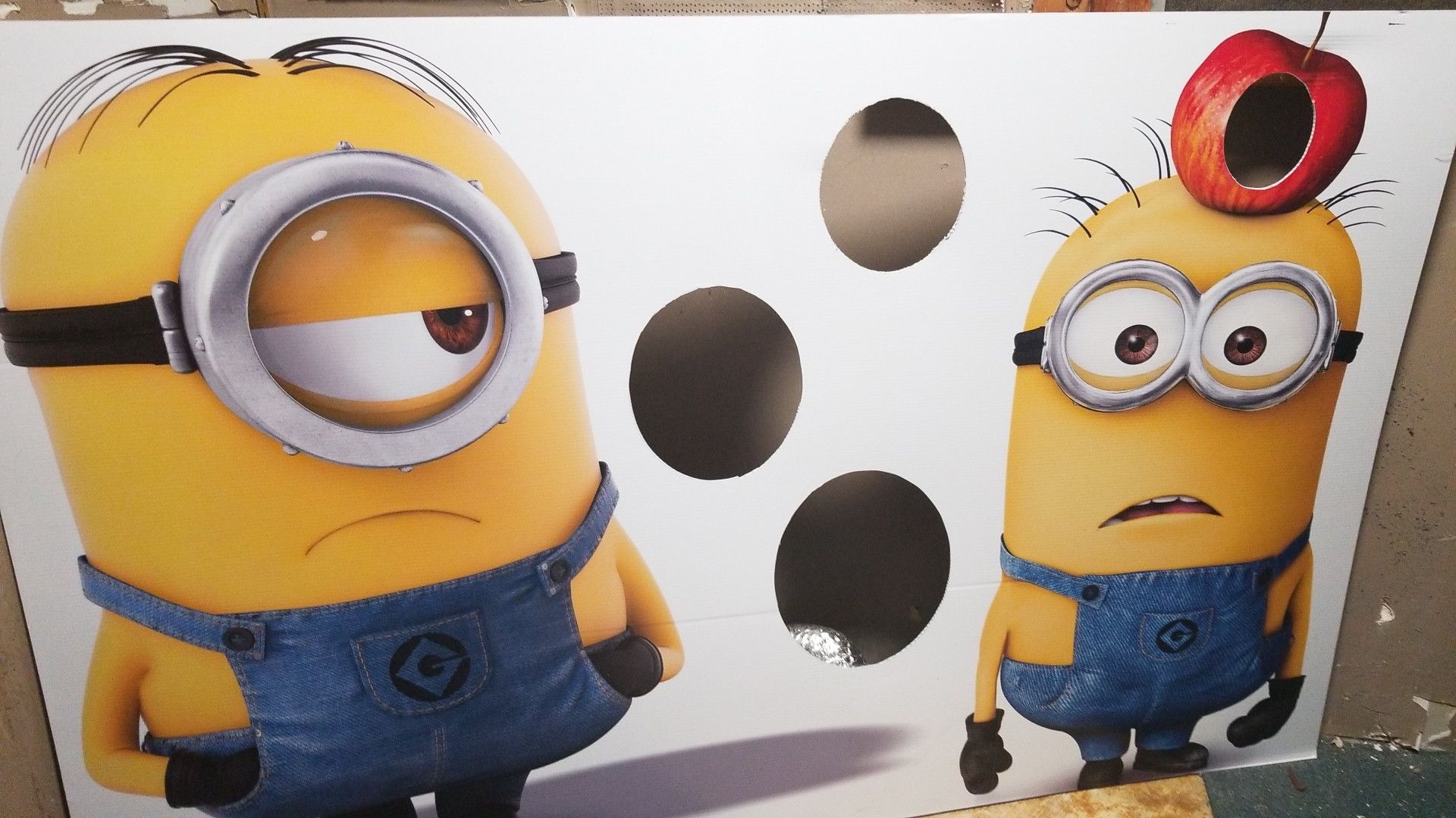 Minion photo cardboard