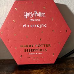 Harry Potter Fan Club Harry Potter Essential Pin Seeking Collection