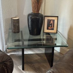 Heavy Duty Beautiful Beveled Glass. Large Coffee And End Table 