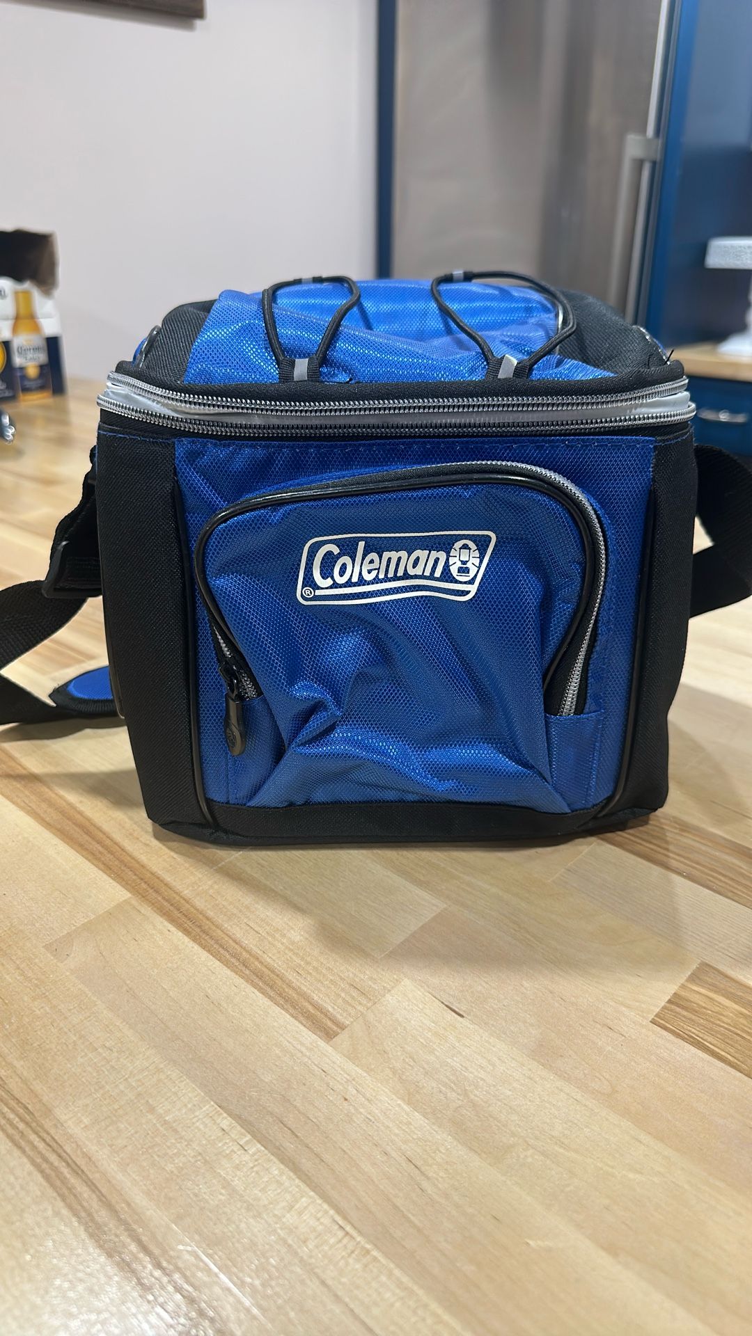 Coleman Chiller Insulated Portable Soft Cooler Leak-Proof 9.4"D x 10.2"W x 7.4H