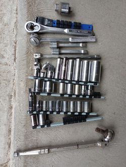 Socket Set With Ratchets Extensions Swivels