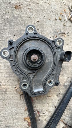2016 Toyota Prius water pump