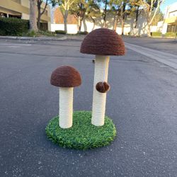 Cat Scratching Post, Mushroom Tall Cat Scratcher Featuring with Natural Sisal Scratching Poles and Interactive Toy Ball for Kittens and Small Cats