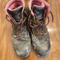 Wolverine Women's Merlin 6 Inch Waterproof Comp Toe Work Boot....size 9 W

