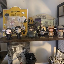 Pop Mart Figure Bundle 