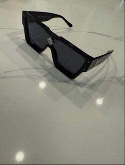 Louis Vuitton Cyclon glasses
