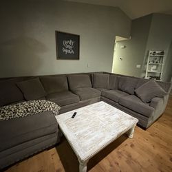 Sectional Couch With Chaise 