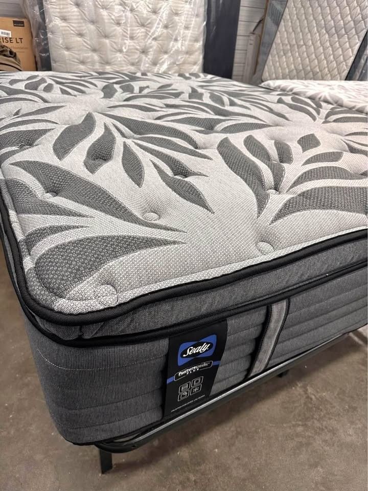 🛏️ Clearance Sale! Brand New 11" & 14" Mattresses + Box Springs at Discounted Prices – Free Delivery in Atlanta! 🚚💸