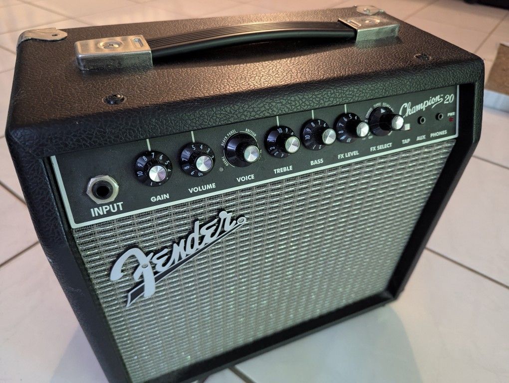 Fender Champion 20 Guitar Amp