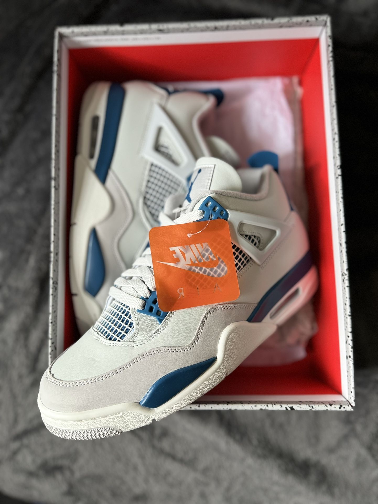 Jordan 4 Retro Military Blue / industrial blue