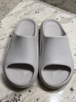 Mens Crocs Slide Sandals size 10