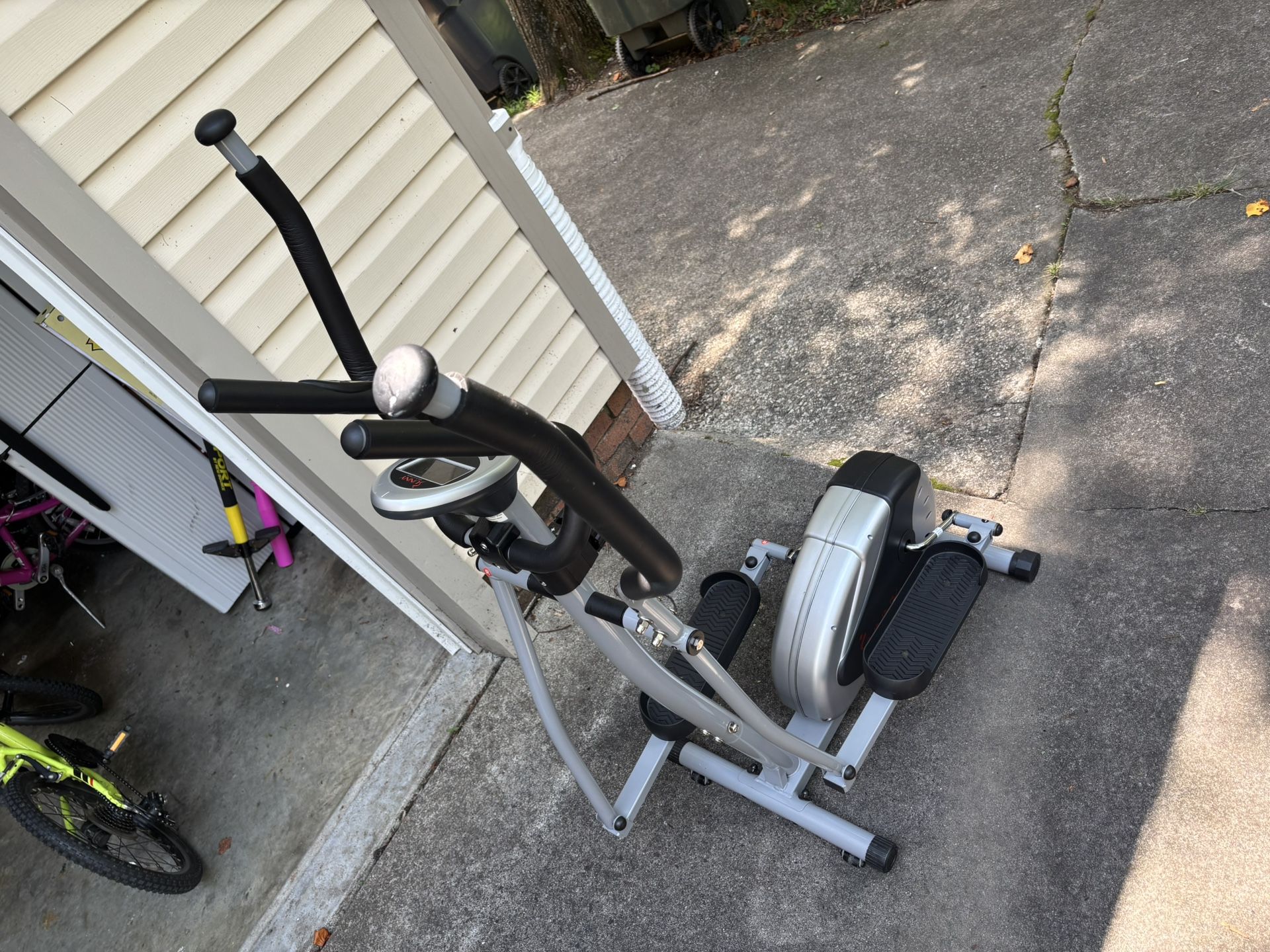 Elliptical- sunny Brand