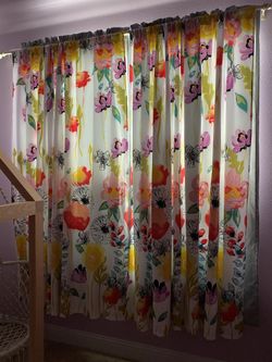 4 Floral Panels