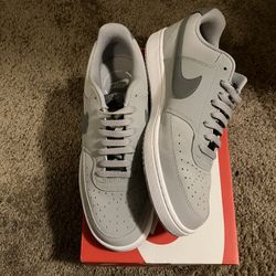 Nikes Men’s 9.5 Like New