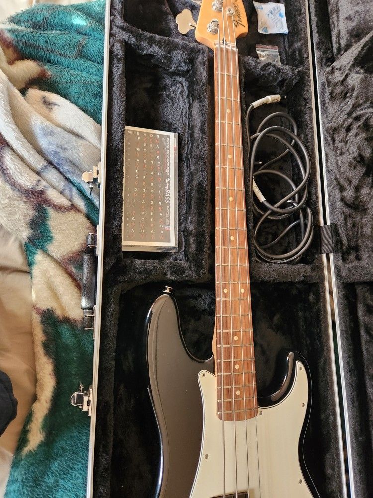 Fender Precision Base