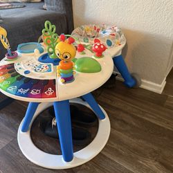 Baby Einstein Activity Center 
