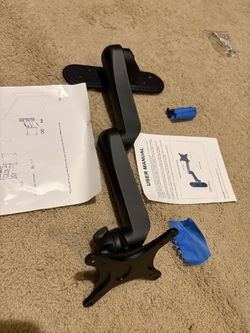 Flat Panel Monitor/TV Mount