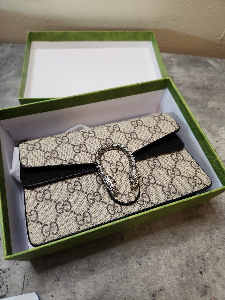 Gucci Small Clutch Bag Authentic With Box