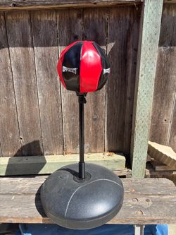 Upper cuts punching bag / stand for kids