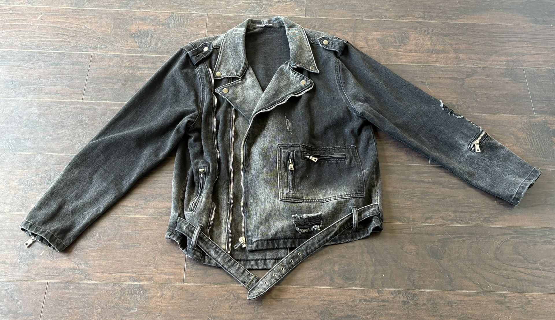 Men’s Balmain Vintage Denim Biker Jacket Ripped Size 42 (XL) very nice