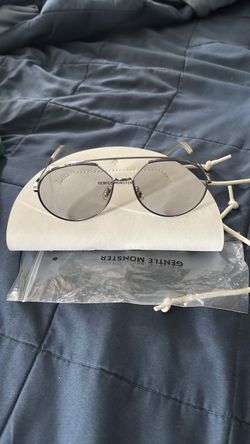 Gentle Monster Aviator Glasses