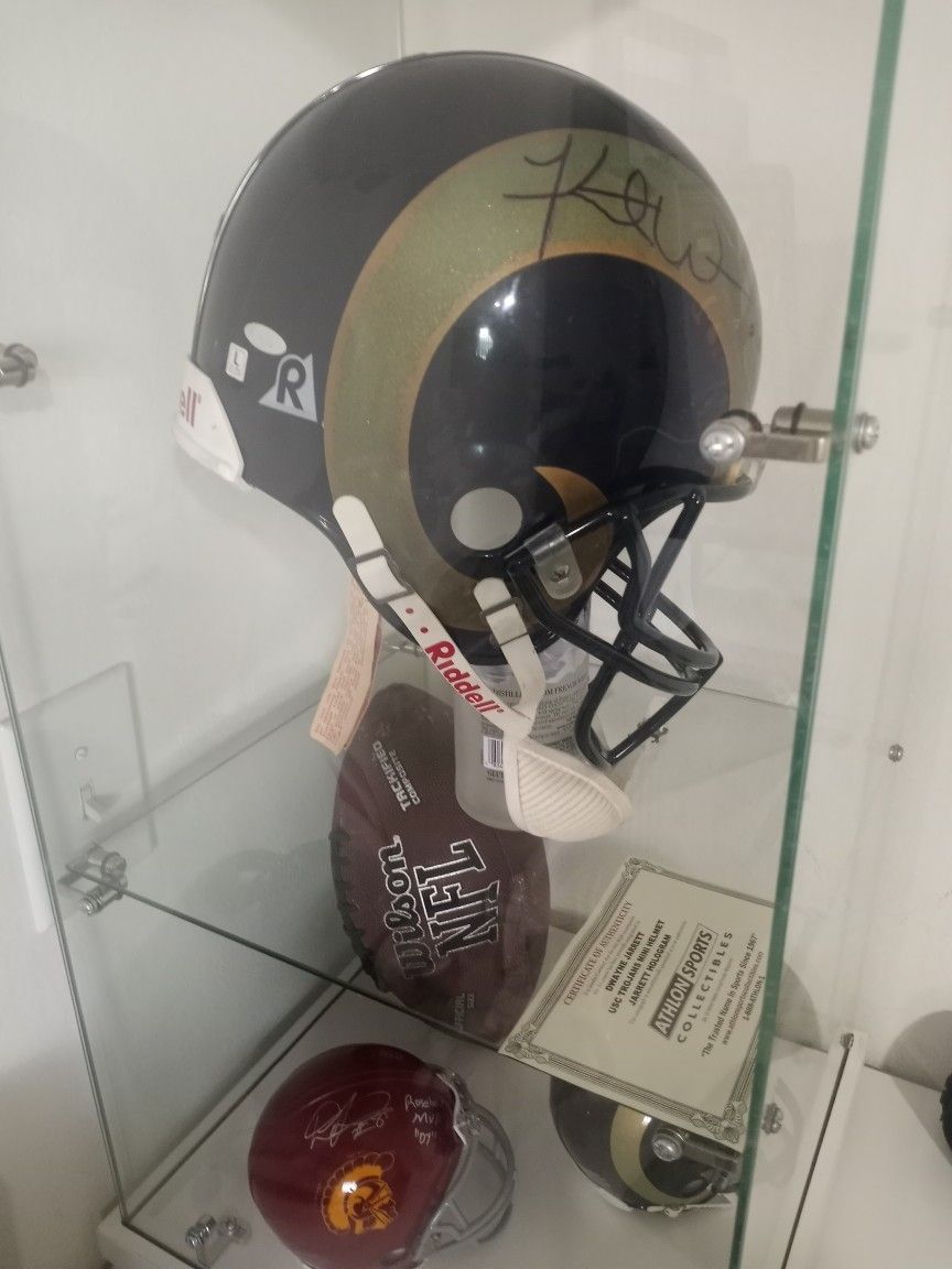 Nfl Autographed Helmets. Snt. Louis Rams Full Size Kurt Warner No Coa, Chris Long Mini With Coa,USC Trojans Dwayne Jarret Mini Helmen With Coa