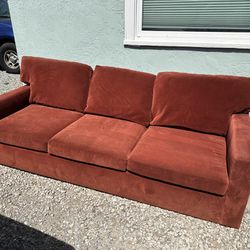 Vintage Look Couch Free Delivery